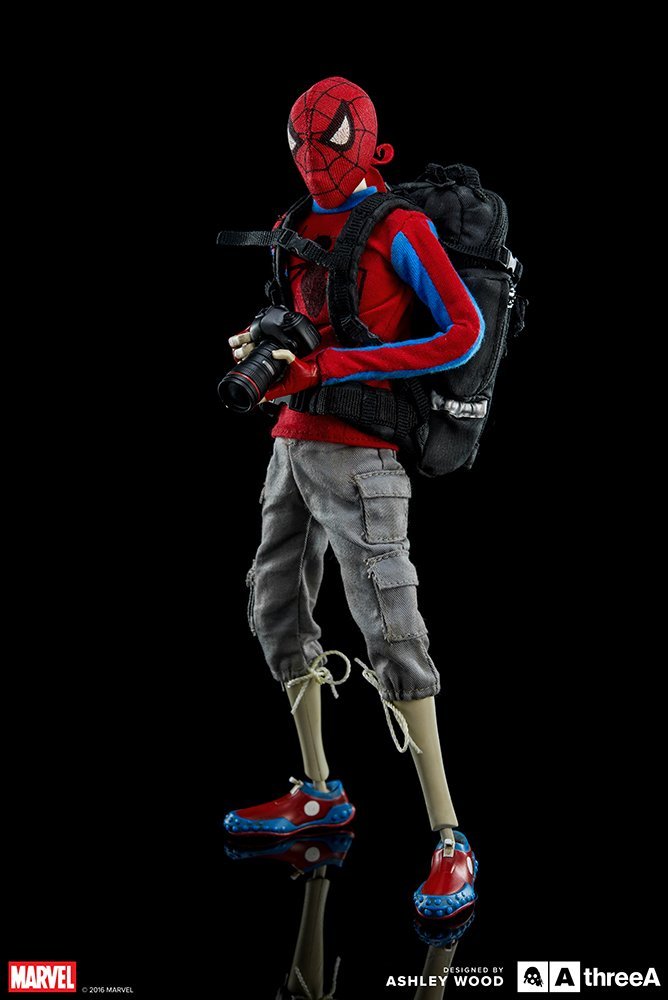 Marvel 1/6 Scale Pre-Painted Figure: Peter Parker / Spider-Man Classic Edition image 4
