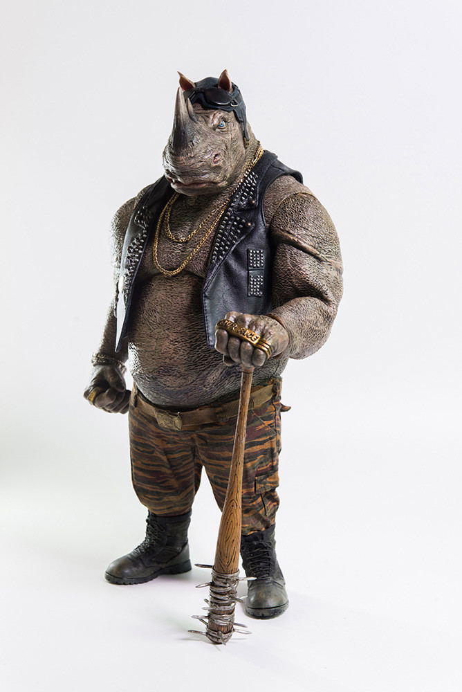 Teenage Mutant Ninja Turtles Out of the Shadows 1/6 Scale Pre-Painted Figure: Rocksteady image 4