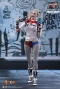 DC Comics Suicide Squad 1/6 Scale Collectible Figure: Harley Quinn thumbnail 3