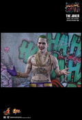 DC Comics Suicide Squad 1/6 Scale Collectible Figure: Joker (Purple Coat Ver.) thumbnail 11
