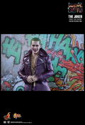 DC Comics Suicide Squad 1/6 Scale Collectible Figure: Joker (Purple Coat Ver.) thumbnail 13