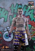 DC Comics Suicide Squad 1/6 Scale Collectible Figure: Joker (Purple Coat Ver.) thumbnail 8
