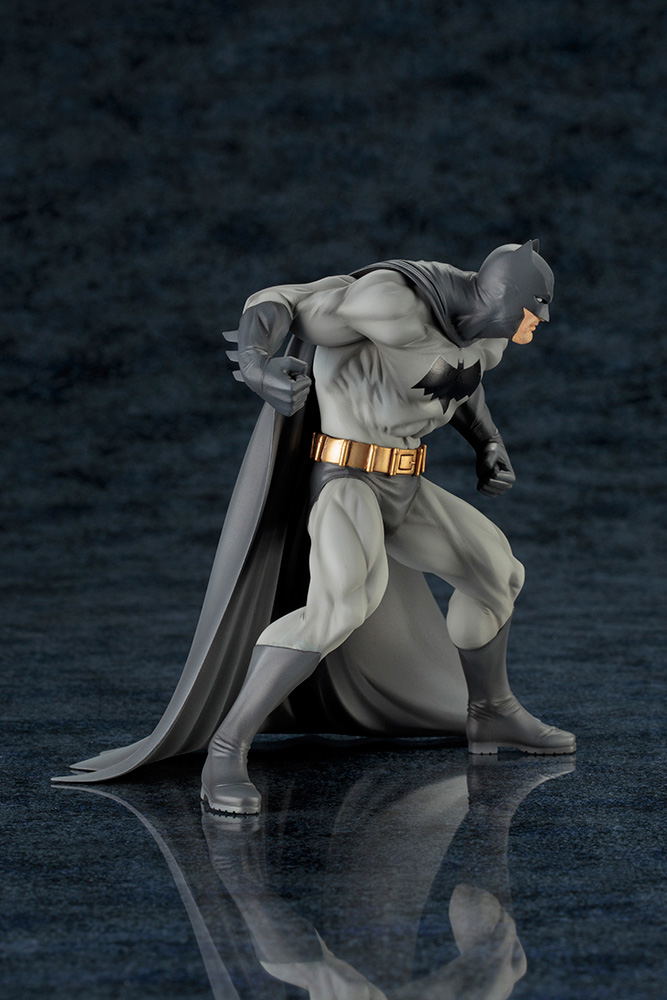 ARTFX+ DC Universe Batman 1/10 Scale Pre-Painted Figure: Batman & Robin 2 Pack image 10