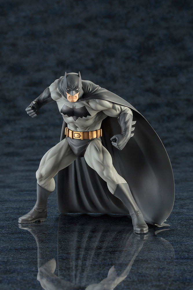 ARTFX+ DC Universe Batman 1/10 Scale Pre-Painted Figure: Batman & Robin 2 Pack image 12