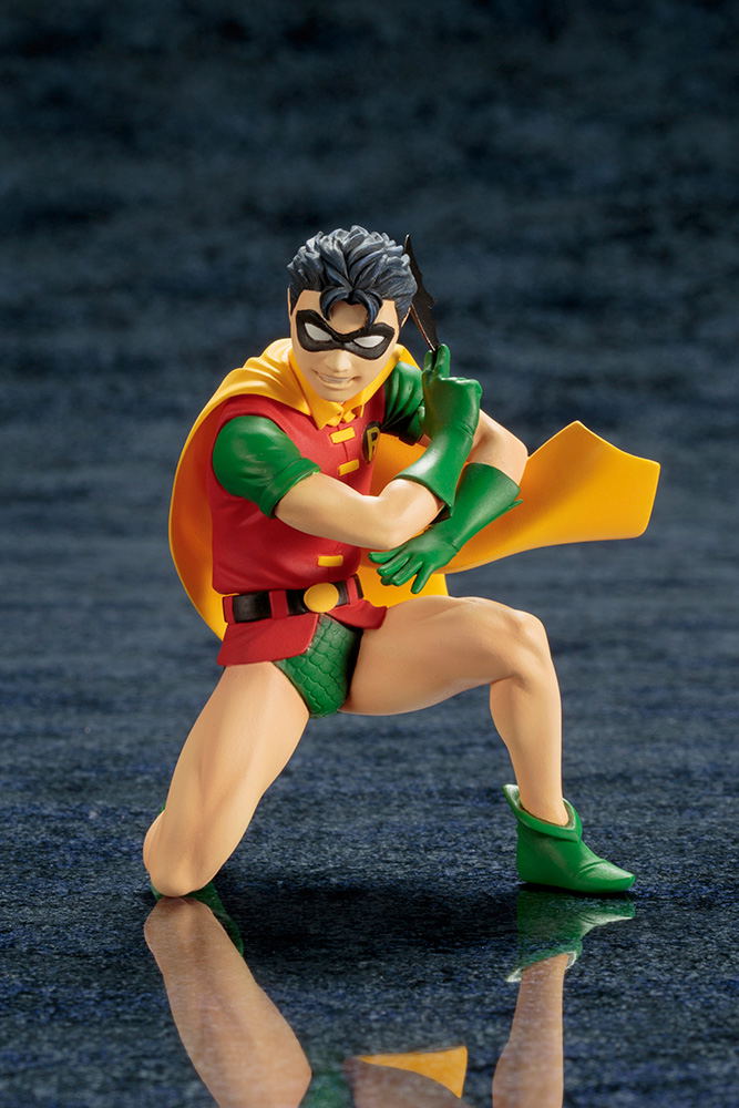 ARTFX+ DC Universe Batman 1/10 Scale Pre-Painted Figure: Batman & Robin 2 Pack image 13