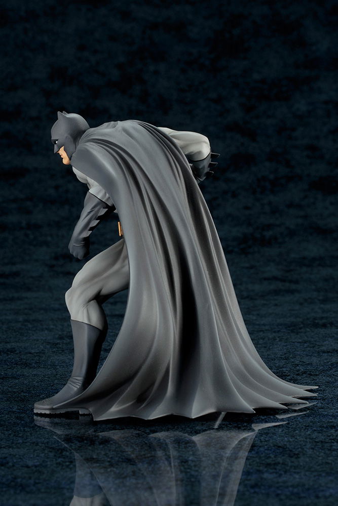 ARTFX+ DC Universe Batman 1/10 Scale Pre-Painted Figure: Batman & Robin 2 Pack image 6