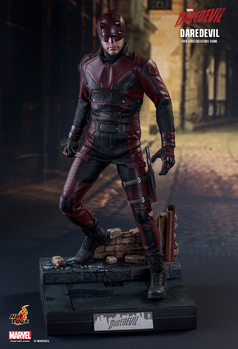 Marvel's Daredevil 1/6 Scale Collectible Figure: Daredevil image 2