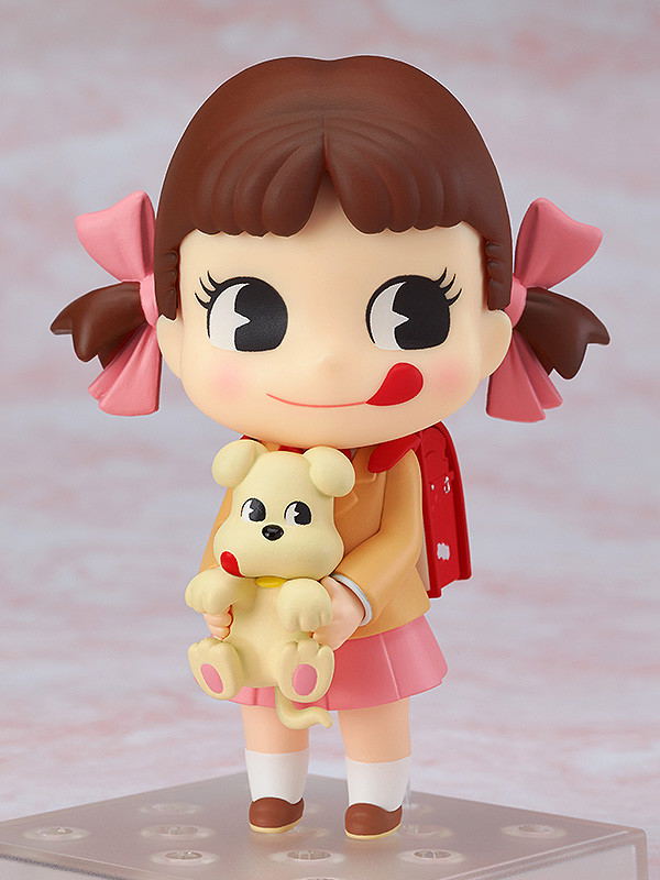 Nendoroid No. 679 Fujiya Peko-chan: Peko-chan School Ver. image 3