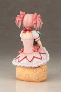 Puella Magi Madoka Magica The Movie 1/8 Scale Pre-Painted Figure: Madoka Kaname Kotobukiya Ver. thumbnail 6