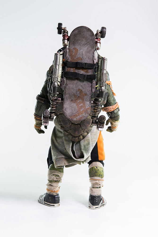 Teenage Mutant Ninja Turtles Out of the Shadows 1/6 Scale Collectible Figure: Michelangelo image 5