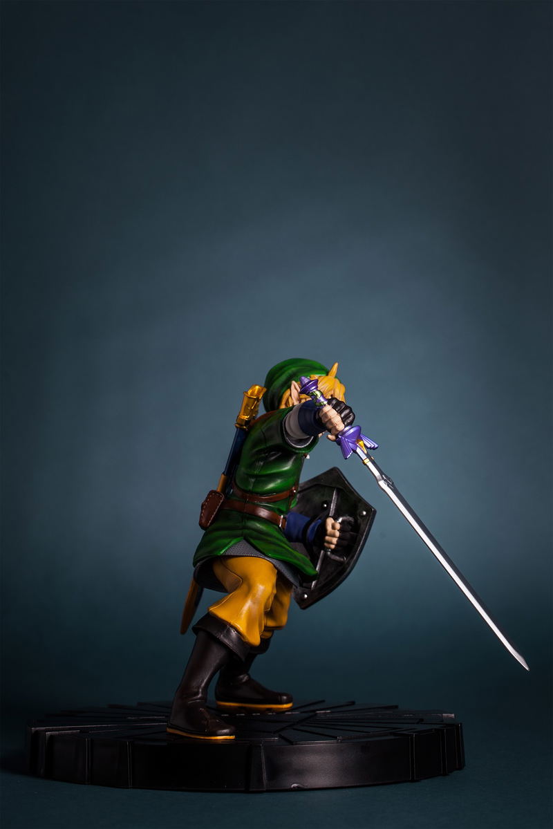 The Legend of Zelda Skyward Sword Vinyl Statue: Link image 10