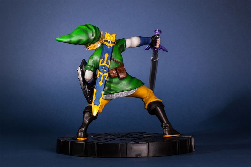 The Legend of Zelda Skyward Sword Vinyl Statue: Link image 31