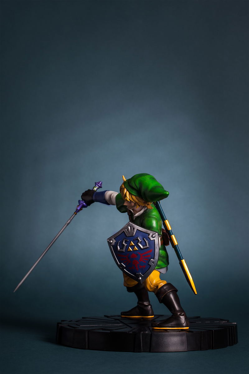 The Legend of Zelda Skyward Sword Vinyl Statue: Link image 5