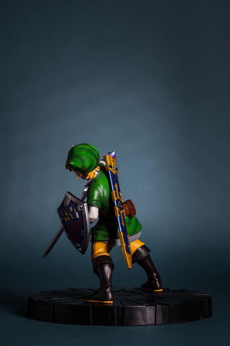 The Legend of Zelda Skyward Sword Vinyl Statue: Link image 6