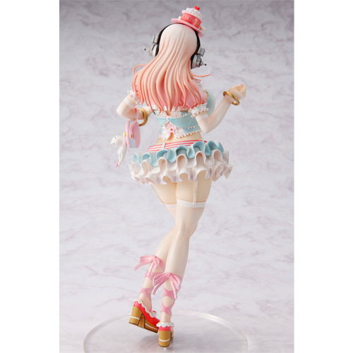 Nitro Super Sonic 1/7 Scale Painted Figure: Super Sonico 10th Anniversary Birthday Party Ver. image 4