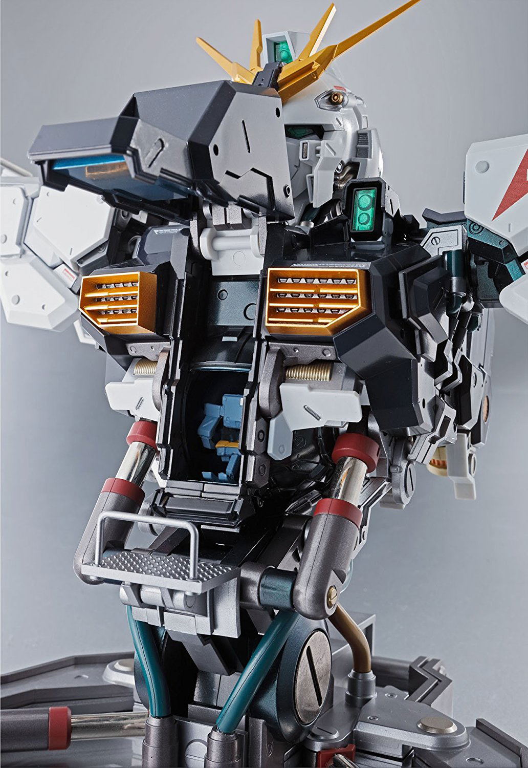 Formania EX Mobile Suit Gundam Char's Counterattack: RX-93 Nu Gundam