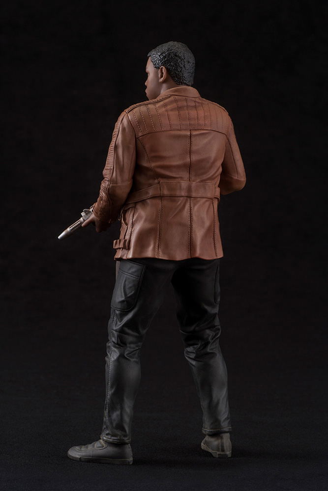 ARTFX+ Star Wars 1/10 Scale Pre-Painted Figure: Rey & Finn 2 Pack The Force Awakens Ver. image 8