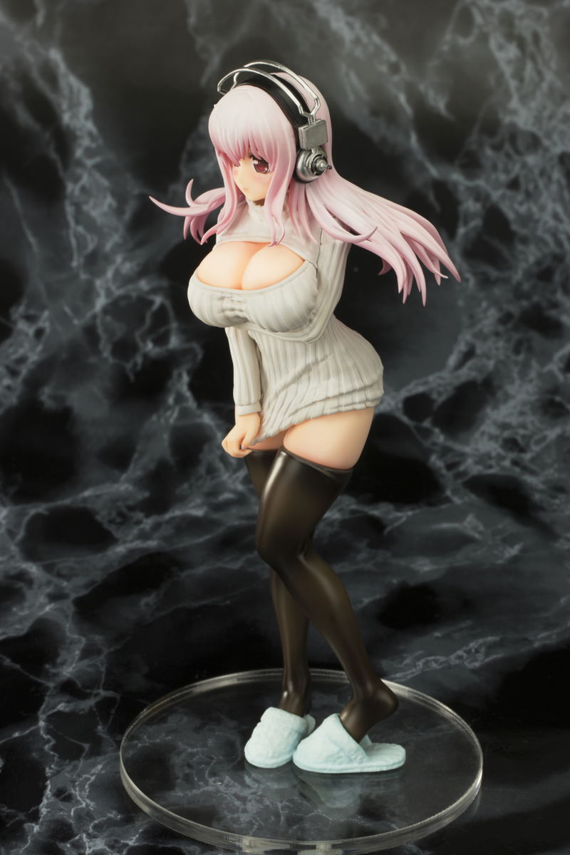 Super Sonico 1/8 Scale Pre-Painted Figure: Super Sonico Sexy Knit Ver. image 5