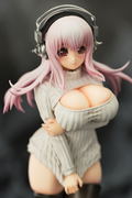 Super Sonico 1/8 Scale Pre-Painted Figure: Super Sonico Sexy Knit Ver. thumbnail 6