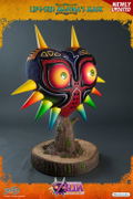 The Legend of Zelda Life-Size Majora's Mask thumbnail 5