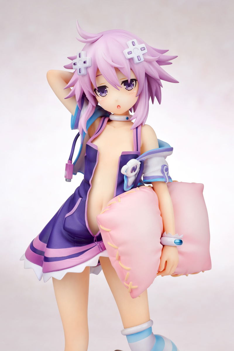 Hyperdimension Neptunia 1/8 Scale Pre-Painted Figure: Neptune image 10