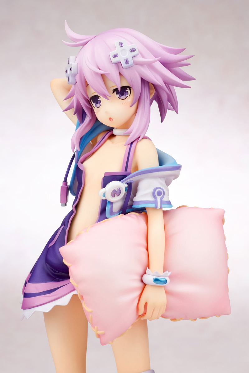Hyperdimension Neptunia 1/8 Scale Pre-Painted Figure: Neptune image 11
