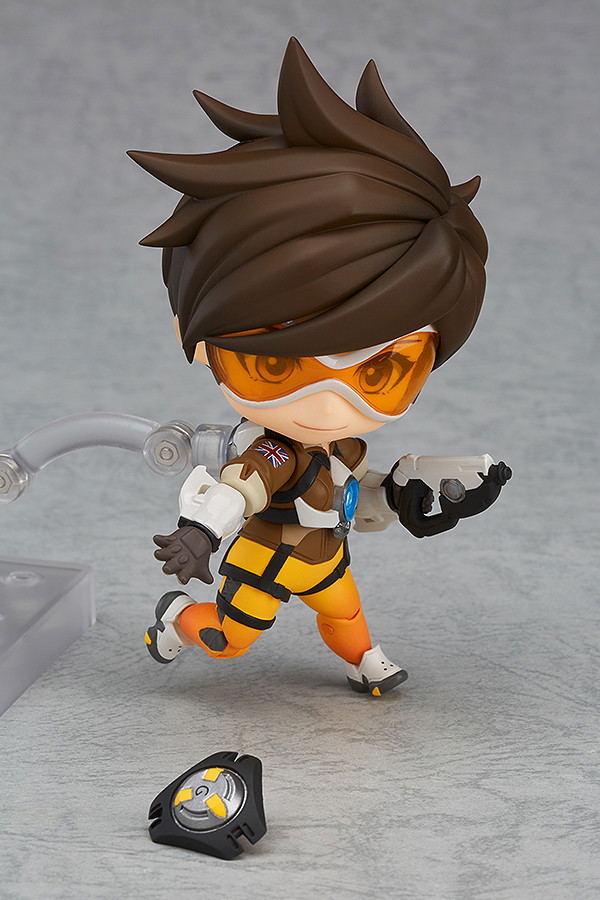 Nendoroid No. 730 Overwatch: Tracer Classic Skin Edition image 5
