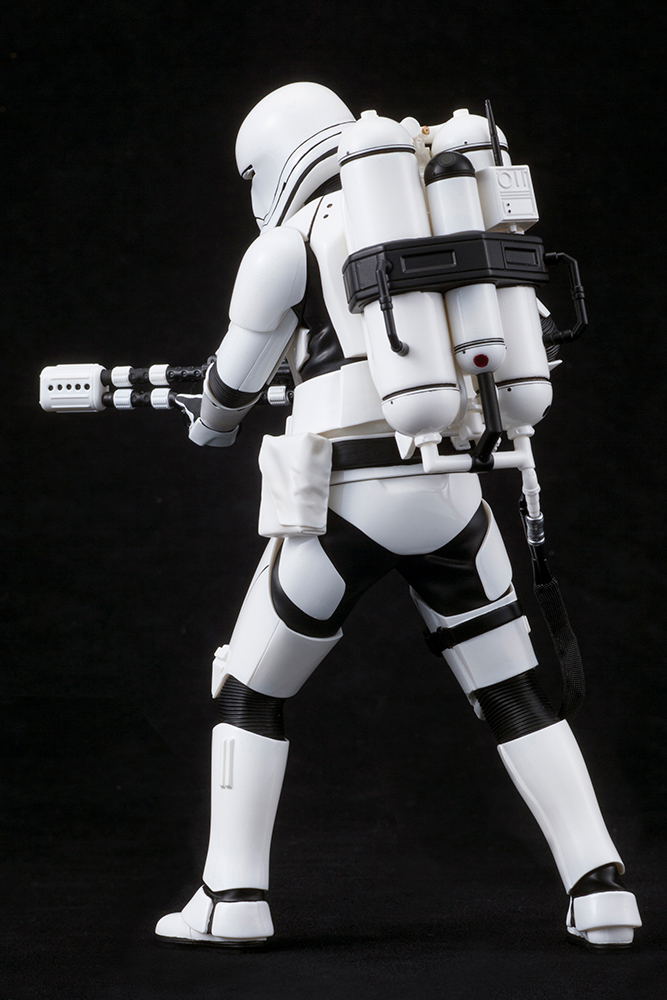 ARTFX+ Star Wars 1/10 Scale Pre-Painted Figure: First Order Snowtrooper & First Order Flametrooper 2 Pack Force Awakens Ver. image 12