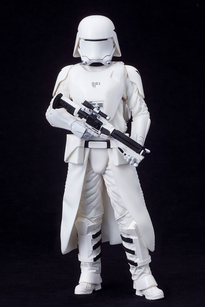 ARTFX+ Star Wars 1/10 Scale Pre-Painted Figure: First Order Snowtrooper & First Order Flametrooper 2 Pack Force Awakens Ver. image 2