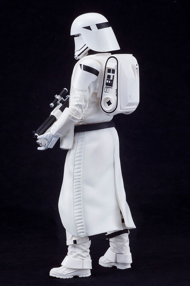 ARTFX+ Star Wars 1/10 Scale Pre-Painted Figure: First Order Snowtrooper & First Order Flametrooper 2 Pack Force Awakens Ver. image 3