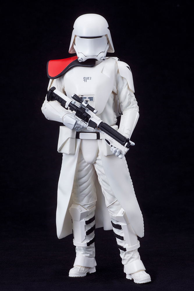 ARTFX+ Star Wars 1/10 Scale Pre-Painted Figure: First Order Snowtrooper & First Order Flametrooper 2 Pack Force Awakens Ver. image 6