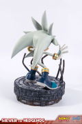 Sonic the Hedgehog Statue: Silver the Hedgehog thumbnail 7