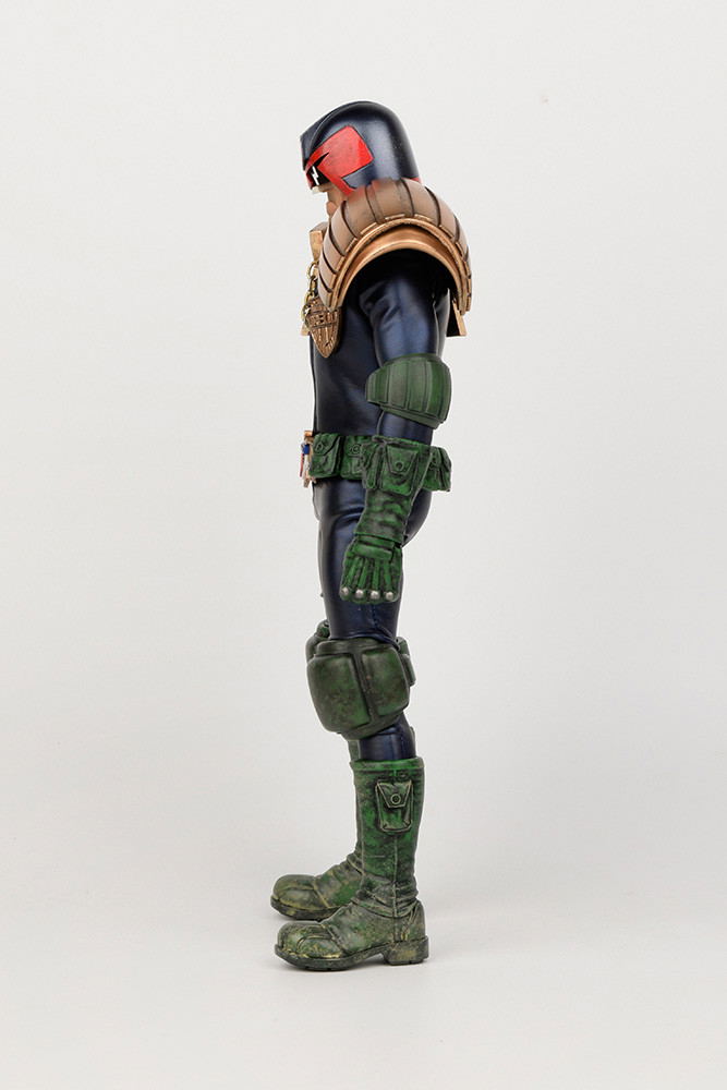 2000 AD 1/6 Scale Action Figure: Apocalypse War Judge Dredd image 5