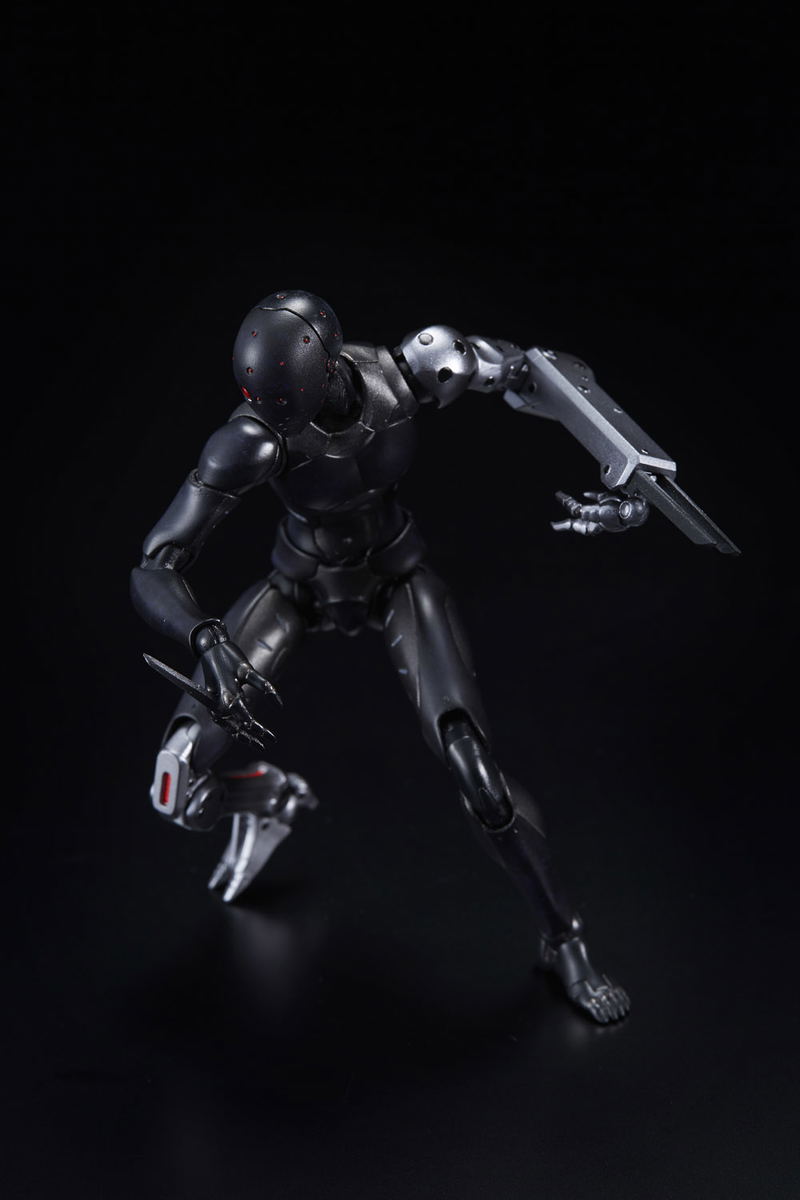 TOA Heavy Industries Series 1/12 Scale Action Figure: CaRB (Collared and Reprogrammed Body) image 5