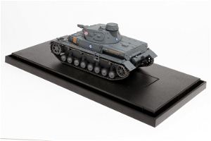 Girls und Panzer Tenohira Senshado Collection 1/72 Scale Model Kit: Pz. Kpfw. IV Ausf. D Team Ankou National Convention Ver.