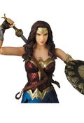 MAFEX Wonder Woman thumbnail 7