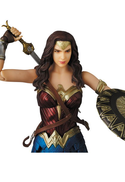 MAFEX Wonder Woman image 7