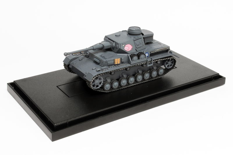 Girls und Panzer Tenohira Senshado Collection 1/72 Scale Model Kit: Pz. Kpfw. IV Ausf. D Kai (F2 Ver.) Team Ankou image 1