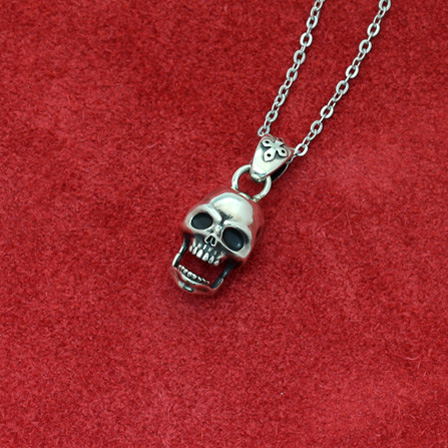 Ryuji's Silver Skull Necklace - Persona 5 image 5