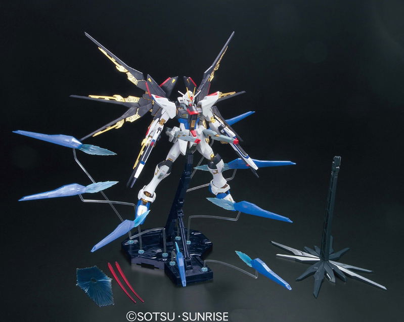 Mobile Suit Gundam 1/100 Scale Model Kit: ZGMF-X20A Strike Freedom Gundam Full Burst Mode (MG) image 2
