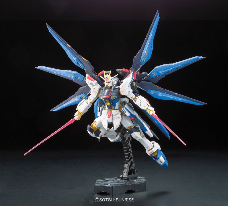 Mobile Suit Gundam 1/144 Scale Model Kit: ZGMF-X20A Strike Freedom Gundam (RG) image 8