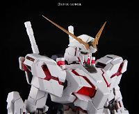 Mobile Suit Gundam 1/60 Scale Model Kit: RX-0 [N] Unicorn Gundam 02 Banshee Norn & LED Unit Set (PG)