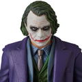 MAFEX The Dark Night: The Joker Ver.2.0 thumbnail 4