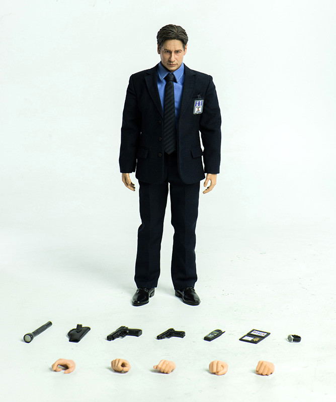 The X Files 1/6 Scale Action Figure: Agent Mulder image 2