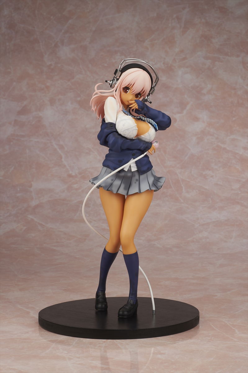 Super Sonico 1/6 Scale Pre-Painted Figure: Super Sonico Nuresuke Photo Session Sunburn Gal Ver. image 2