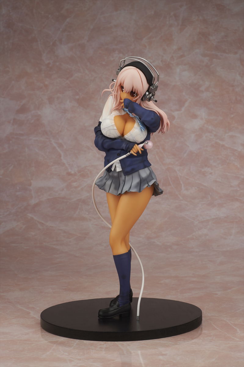 Super Sonico 1/6 Scale Pre-Painted Figure: Super Sonico Nuresuke Photo Session Sunburn Gal Ver. image 5