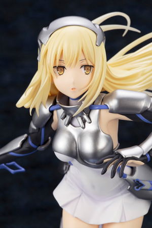 Sword Oratoria Is It Wrong to Try to Pick Up Girls in a Dungeon? 1/7 Scale Pre-Painted Figure: Ais Wallenstein