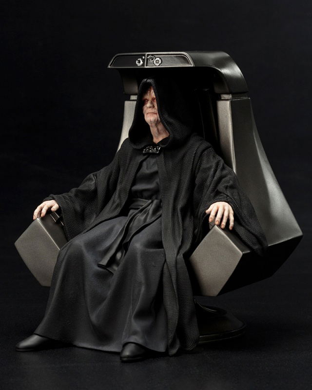 ARTFX+ Star Wars 1/10 Scale Pre-Painted Figure: Emperor Palpatine (Re-run) image 3