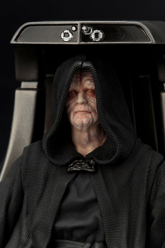 ARTFX+ Star Wars 1/10 Scale Pre-Painted Figure: Emperor Palpatine (Re-run) image 5
