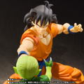 S.H.Figuarts Dragon Ball Z: Yamcha thumbnail 2